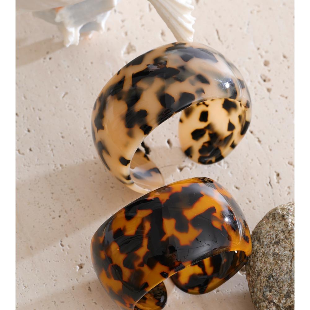 Eetit 60mm Leopard Print Resin Acrylic Wide Cuff Open Bracelet Bangle Fashion Attractive Jewelry Wrist Personality Accessories