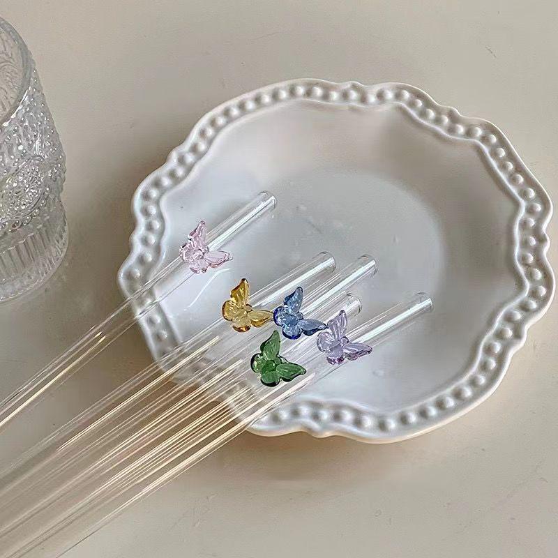 Transparent Bent Butterfly Glass Straw for Juice & Milk - High Temperature Resistant Stirrer