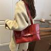 Fashion Commuter Large-capacity Bag Women's Casual New High-end Versatile Shoulder Bag Going Out Portable Tote Bag