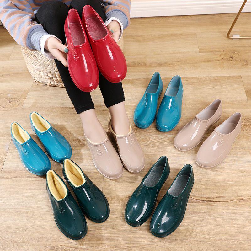 "Wasserdichte, rutschfeste Damen-Gummistiefel mit niedrigem Schaft für Frühling und Herbst"(Bestellen Sie eine Nummer größer)