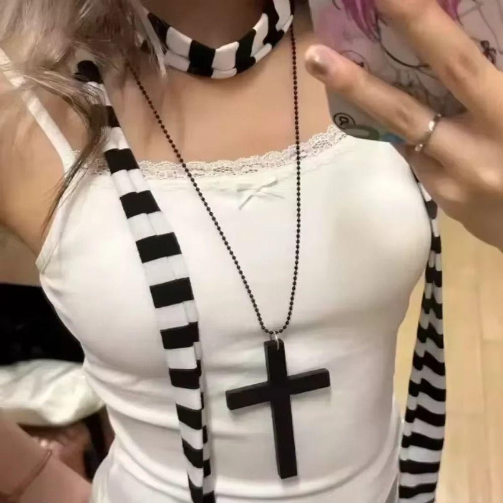 Choker Y2k Punk Gothic Necklace Sweater Chain Cross Necklace Wood Cross Pendant Halloween