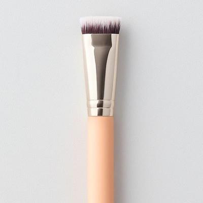 107 Base Perfector Foundation Concealer Pinsel