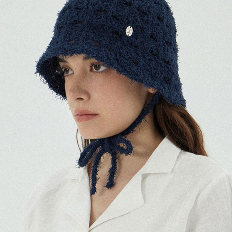 

VARZAR VA Curved Oval Metal Knit Punching Bucket Hat Navy FREE