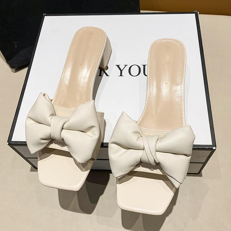 High Heels Outer Wear 2025 Summer New Korean Version Fashion Versatile Thick Heel One-word Drag Temperament French Small Heels Medium Heel