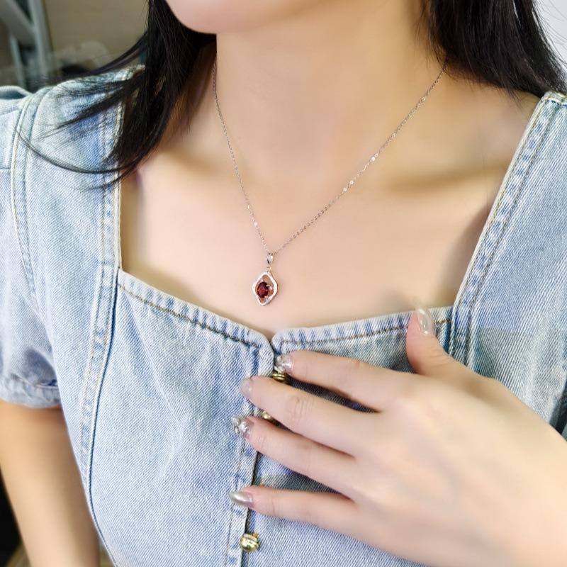 Women's S925 Sterling Silver Necklace Natural Crystal Peridot Pendant Brushed Craft Clavicle Chain Jewelry