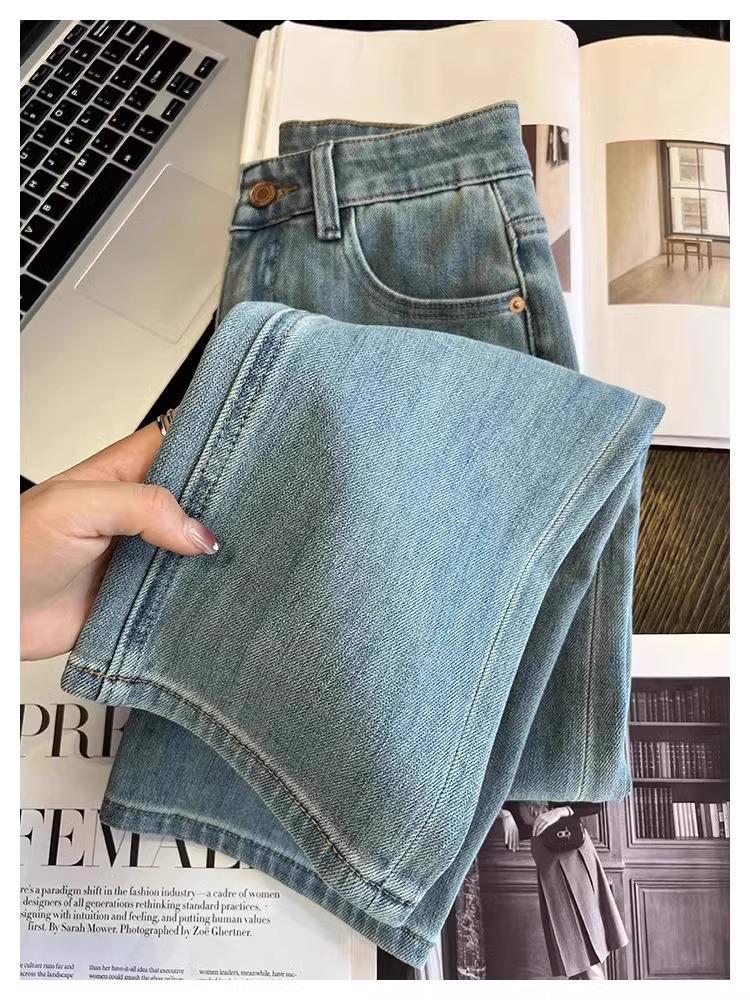 Women's Slimming High-Waist Petite Straight-Leg Jeans for Pear-Shaped Figures - Summer Stretch, Plus Size, Nine-Point Length.