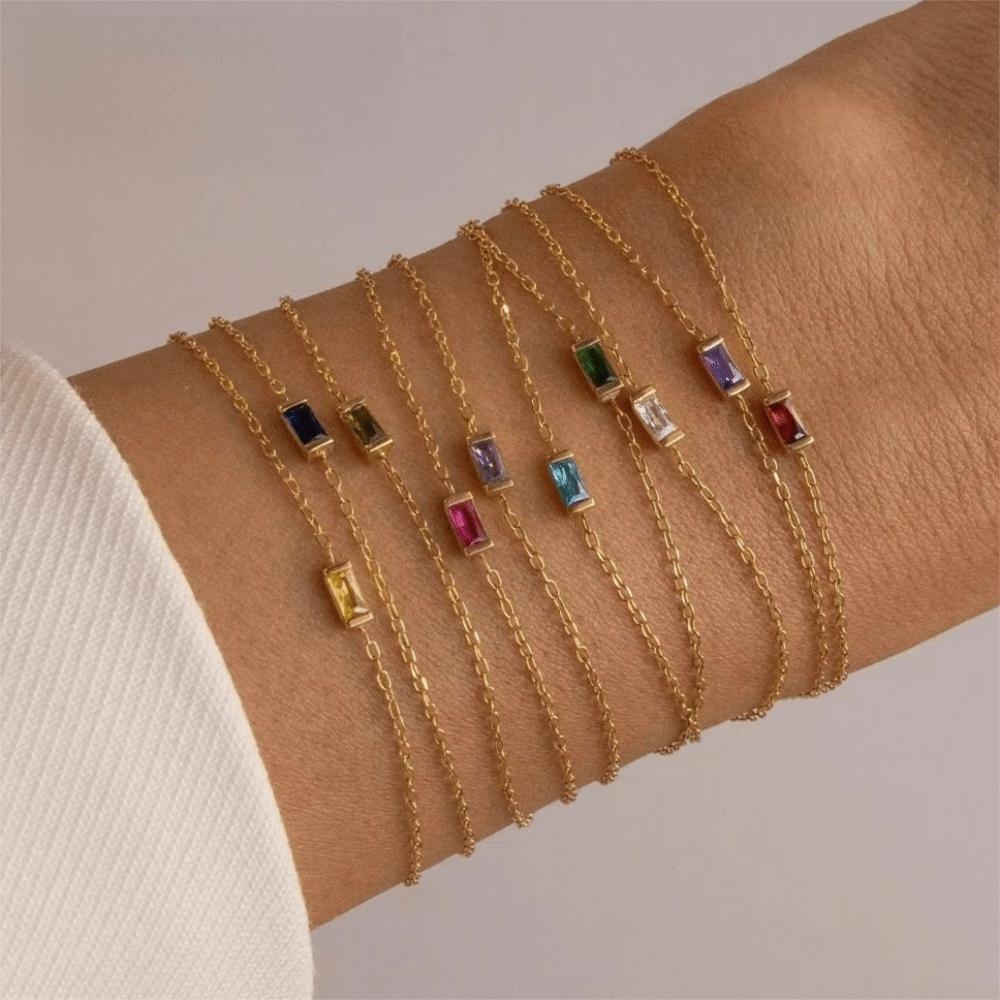 Quadratischer Zirkon Goldplattiertes Armband Stapelbares Minimalistisches Armband Trendiges Geburtsstein-Armband Täglich