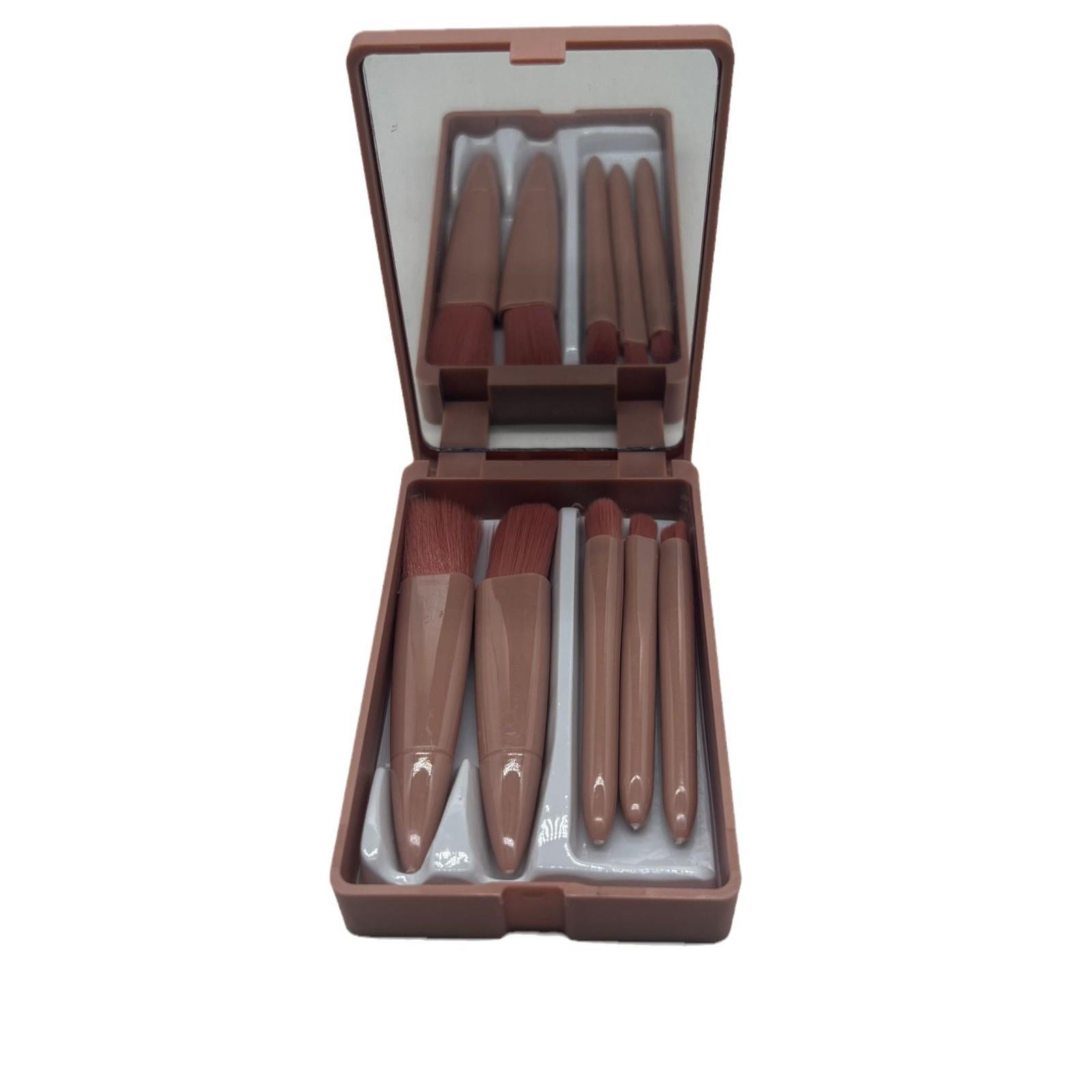 

5-Piece Travel Makeup Brush Set with Mirror – Compact Blush, Powder, Foundation & Detail Brushes, Soft Synthetic Bristles