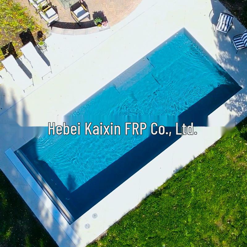 Fiberglass Indoor/Outdoor Spa Pool with Mosaic Tile Design