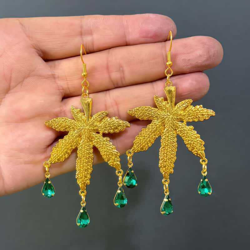 

Exaggerated Personality Green Water Drop Tassel Gold Color Large Maple Leaf Palm Leaf Dangle Earrings for Women Bohemian Jewelry золотий