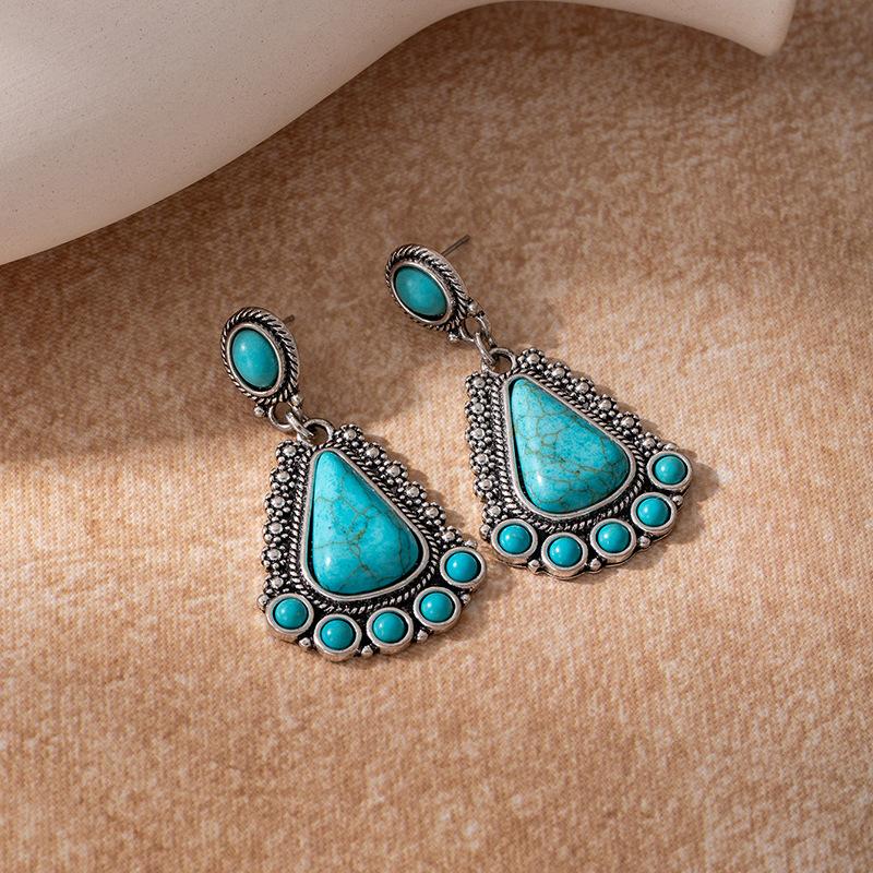 Bohemian Turquoise Geometric Drop Earrings Vintage Statement Dangle Earrings for Women Retro Fashion Jewelry Trendy Boho Accessories
