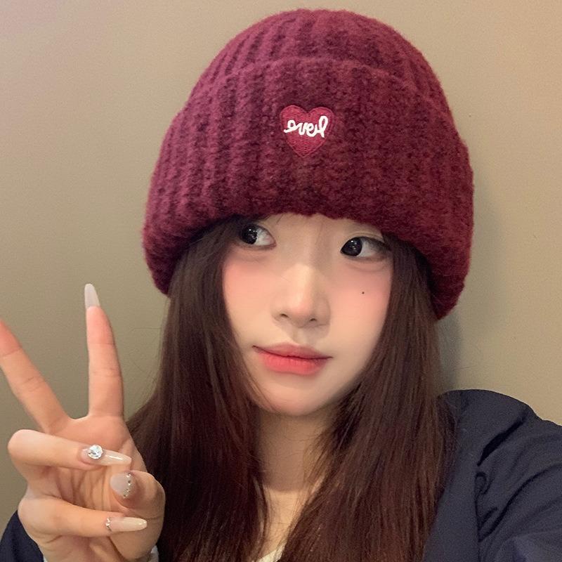 Simple and thick love knitted hat for girls, thickened and cute wool hat for autumn and winter, warm ear protection hat for men
