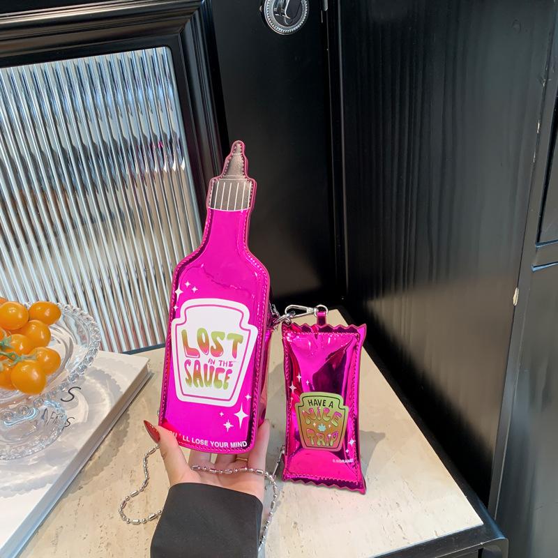 

Personalized and creative small bag women s 2025 new Mori fashion funny Xiaohongshu same shoulder messenger small round bag рожевий червоний колір