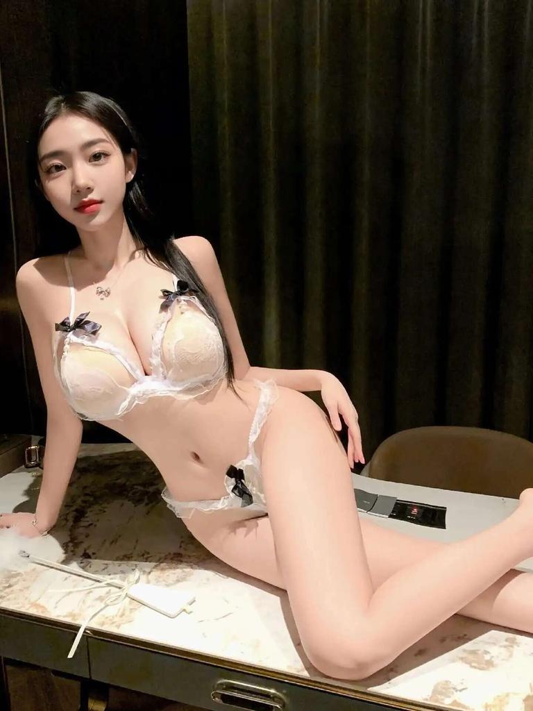 Costume da bagno Tre-punti Sexy Lingerie di Pizzo Sexy Pigiami Seducenti Passionali Bikini Vita Alta Set di Abbigliamento Costumi da Bagno I0WV
