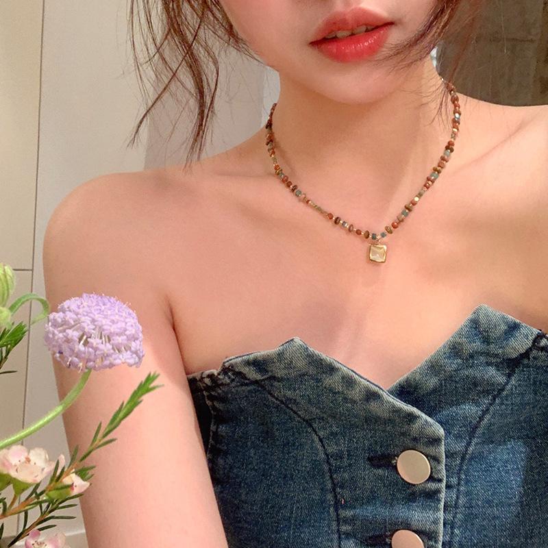 Color beaded opal pendant necklace women's new Chinese light luxury collarbone chain retro match