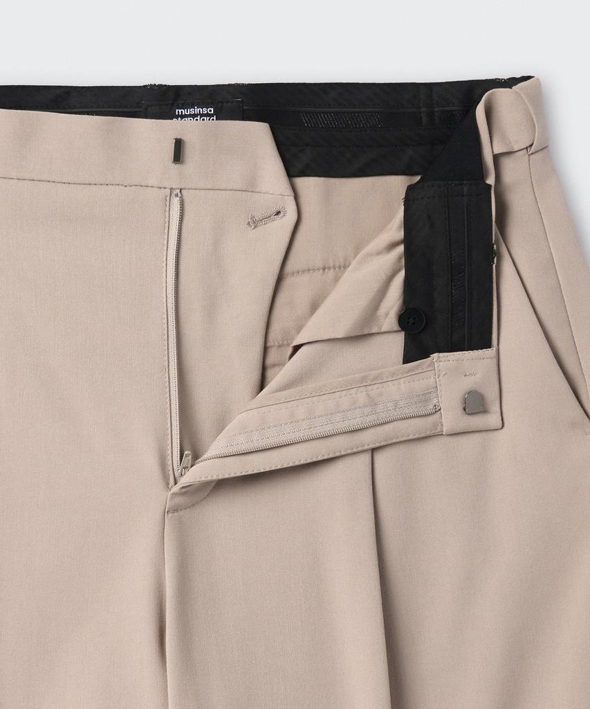 MUSINSA STANDARD Wide Bermuda Hidden Elastic Waist Half Slacks [Light Beige]