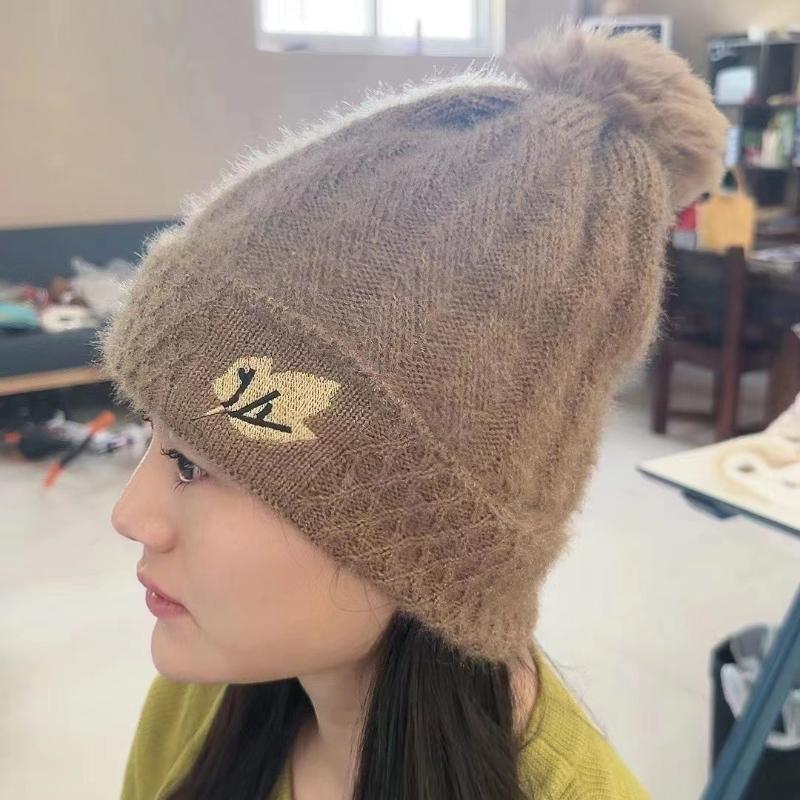

Autumn & Winter Thick Warm Knit Hat for Women Lady Cute Versatile Pullover Hat Warmth and Ear Protection Skate Bonnet Cap хакі