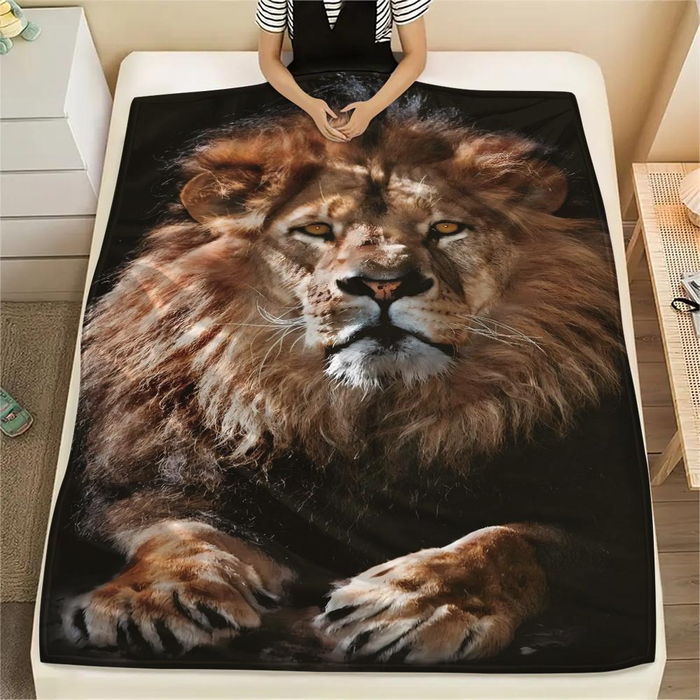 1Pc 3D Lion Print Flannel Blanket, High Quality Comfortable for All Seasons, Home Decor, Warmth and Comfort, Perfect for Christmas Gifts
