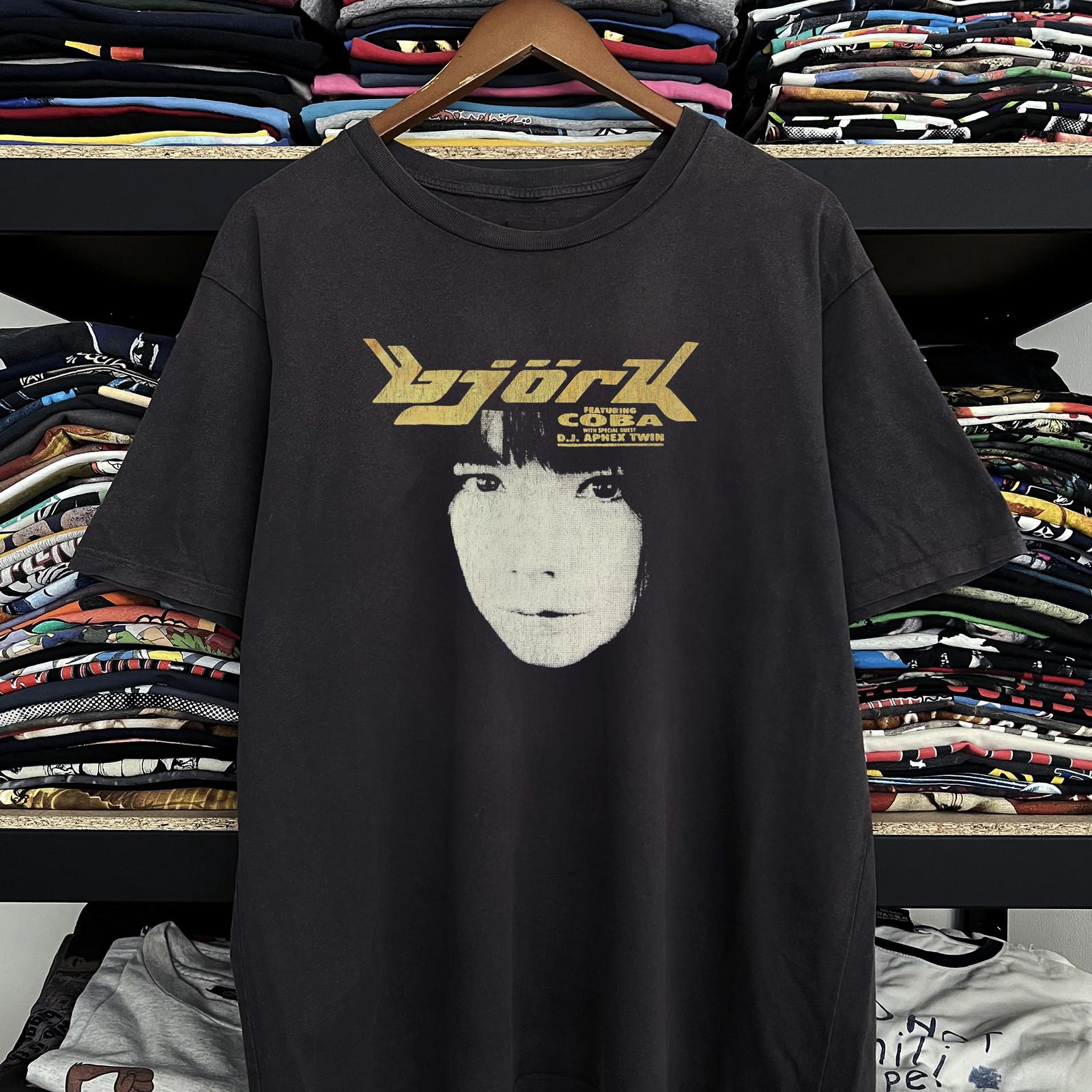 1995 Bjork Tour Classic T-Shirt Black XXL L