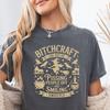 Bitchcraft: Art de Faire Emmerder les Gens et de Sourire Doucement T-shirt Comfort Colors, T-shirt Drôle Ambiance Sorcière, T-shirt Coven Mystique, Cadeau d'Halloween