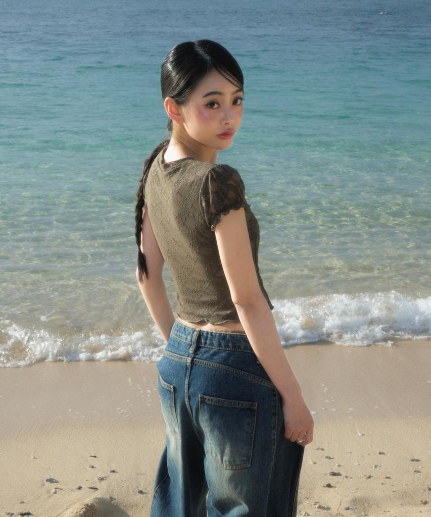 ROSEFRANTZ Rose Lace Slim T-Shirt [Khaki]