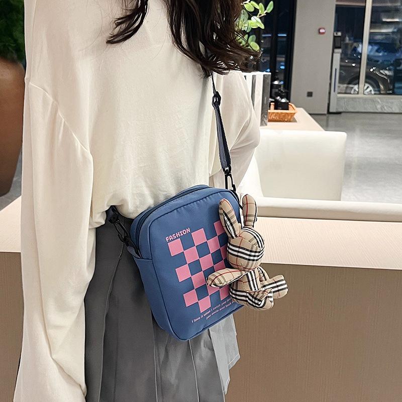 Cute Small Bag 2025 Trendy New Girl Student Mobile Phone Bag Leisure Travel Change Storage Messenger Bag