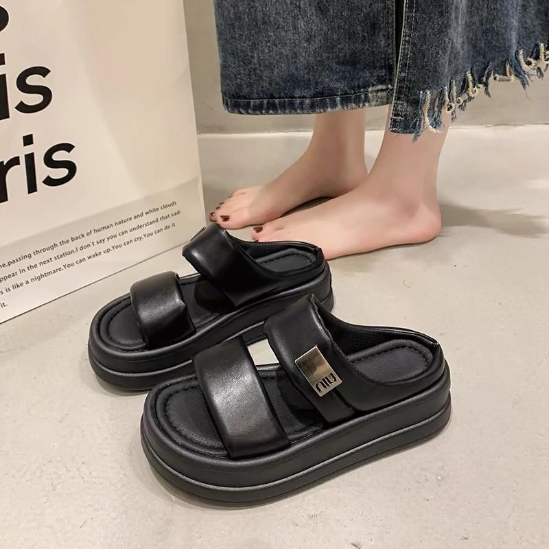 Muffin Platform Slippers Women's Summer Outer Wear 2025 New Fashion High-end Sense Non-slip Heightening One-word Cool Slippers