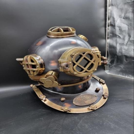 Brass Divers Helmet: U.S. Navy Mark V Replica Nautical Style