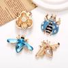 Bijoux d'insectes abeilles et accessoires de coque de téléphone d'inspiration japonaise et coréenne pour femmes