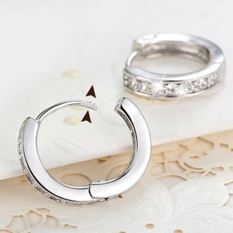 Simple Earrings, Personalized Small Circle Zircon Ear Buckles, Fashionable Literary Earrings, Cold Wind Ear Jewelry