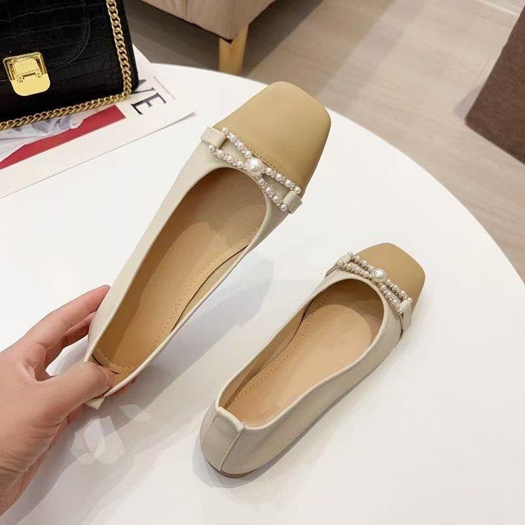 

French thick heel 2025 autumn new shoes large size rhinestone pearl shallow mouth square head soft sole low heel single shoes women 40 хаки