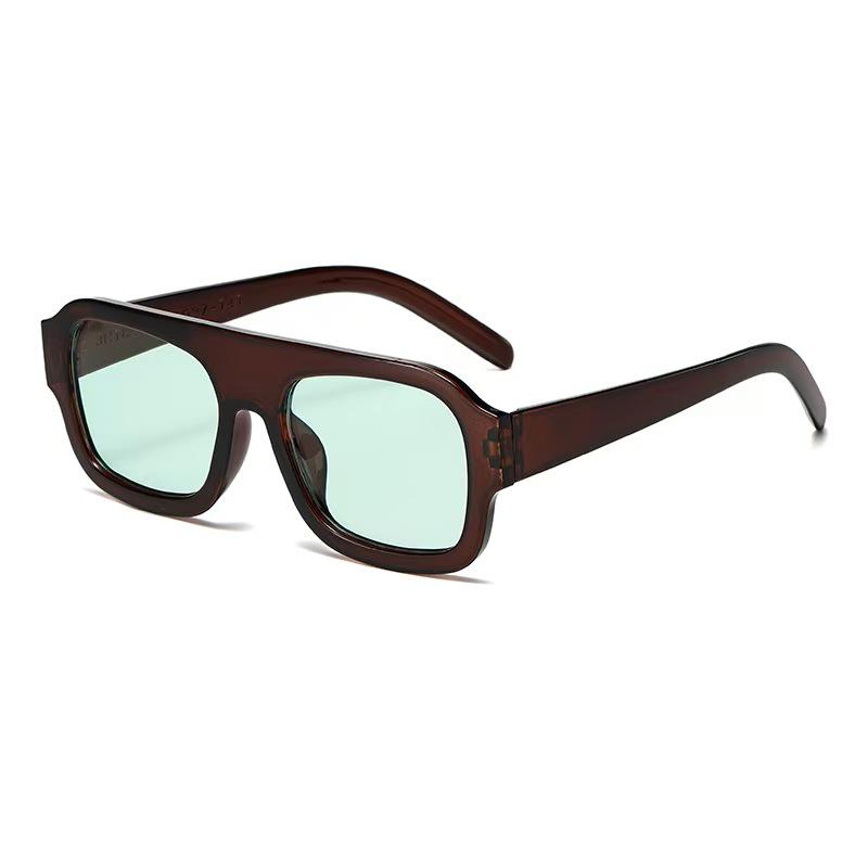 Retro Large Frame Sunglasses: European & American High-End Trend, Celebrity Street Style, Versatile Fashion Accessory.