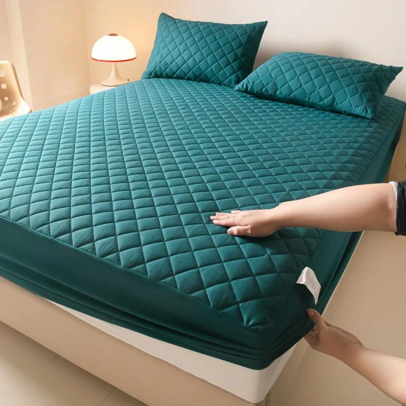 Waterproof Mattress Protector  Solid Color Breathable Mattress Cover  Soft and Comfortable Bedding   Small Square Pattern