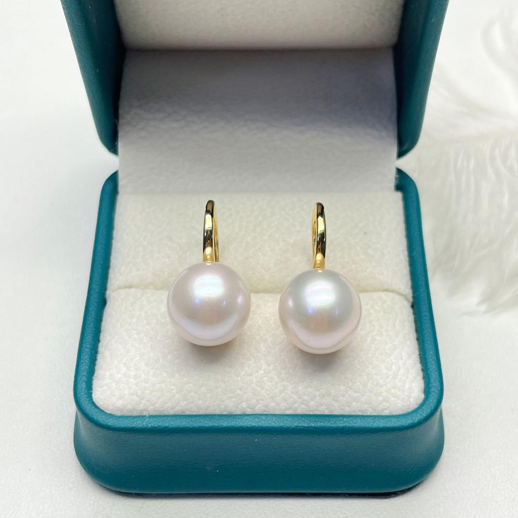 Trending on Xiaohongshu: Recommended Products*Elegant high-heeled silver hook earrings, fashionable Korean-style, with bright freshwater pearl