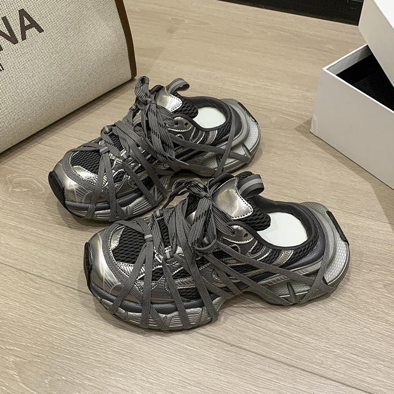 

2025 новые папины кроссовки женские платформа человек-паук ретро увеличивающие рост старые подиумные спортивные повседневные полушлепанцы 40