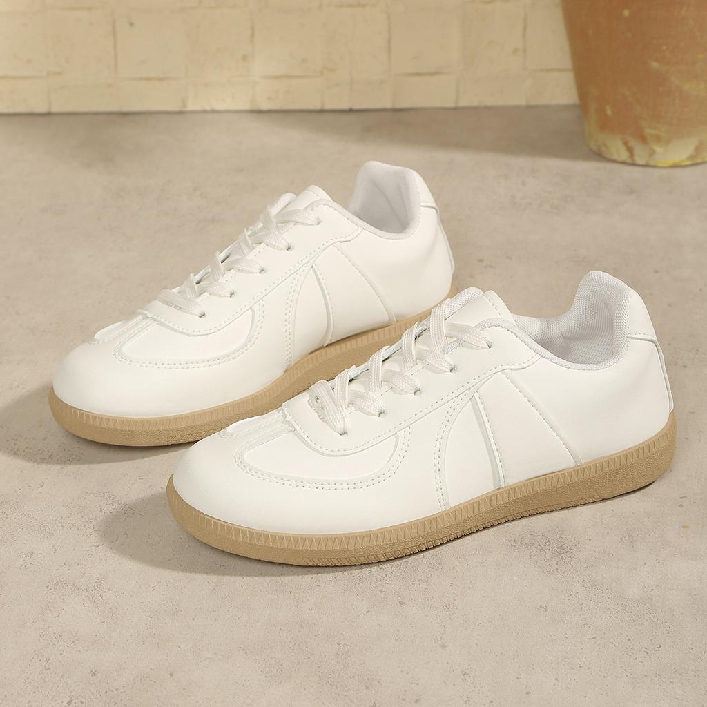 Explodierendes Feuer Deutsche Trainingsschuhe Damenschuhe 2025 Frühling und Herbst Neue Freizeitschuhe Retro Vielseitige Boardschuhe Kleine Weiße Schuhe Flache Schuhe