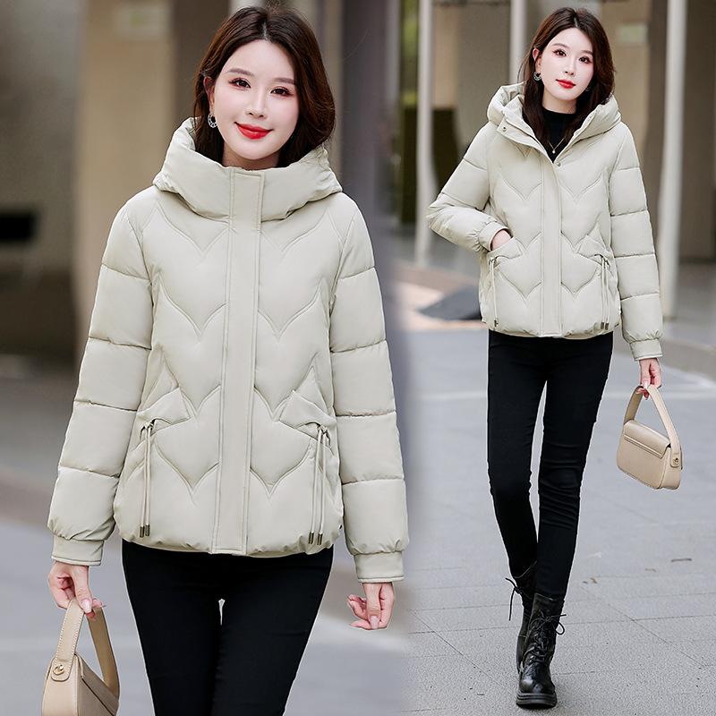 2025 New Padded Jacket Women's Winter Short Small Korean Version Thickened Padded Jacket Loose Padded Jacket