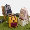 Farbblock-Rucksack mit Fronttasche und gepolsterten Schultergurten