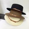 Autumn and Winter Retro British Belt Buckle Flat Top Top Top Hat Men's and Women's Flat Edge Hat, Wool Black Jazz Hat Felt Hat