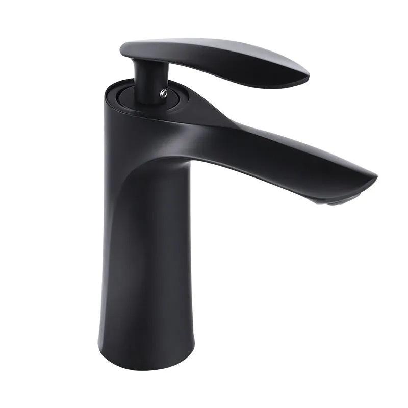 Bathroom Basin Faucet Hot and Cold Water Single Handle Brass Mixer Tap Black Water Sink Mixer Tap Chrome