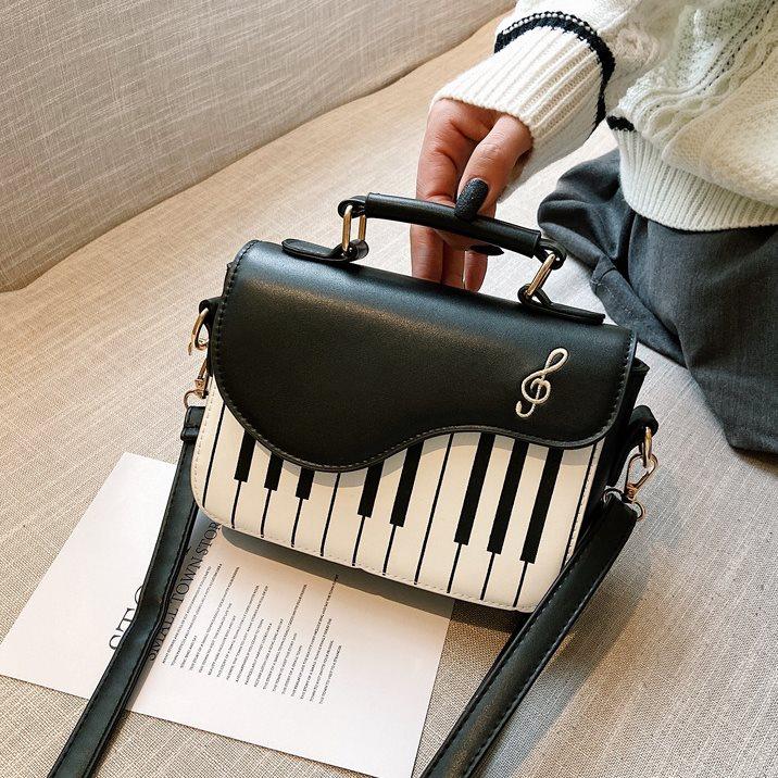Damen Umhängetasche Piano Black TRB 2364 Einheitsgröße