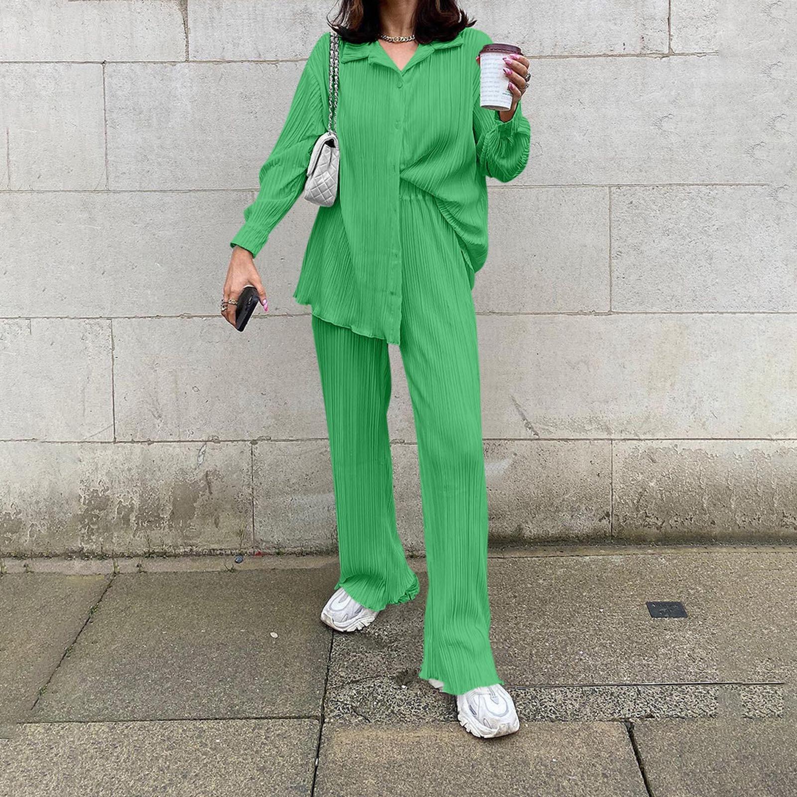 Женская однотонная драпированная рубашка на пуговицах с длинными рукавами и высокой талией — фото 8