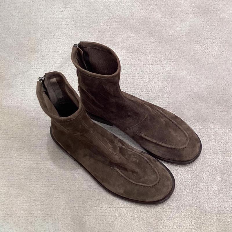 Cowhide version niche British style round