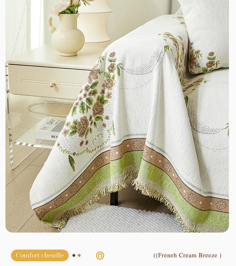 Retro Chenille Jacquard Anti-Scratch Sofa Cover - All-Season, Full Coverage, Cat-Resistant, Versatile Sofa Protector.