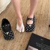 Simple and Invisible Five-fingered Stockings - Women's Ultra-thin Boat-shaped Socks with Sweat-absorbing and Anti-slip Heel Function
