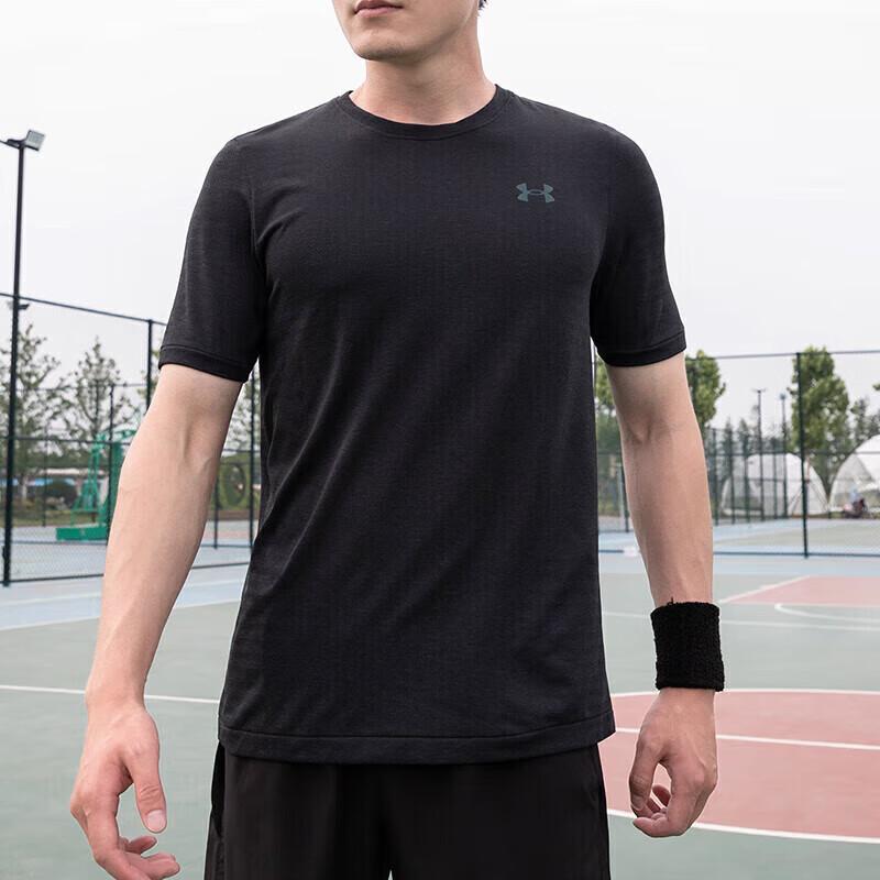 Under Armour Men s Running & Training T-Shirt M