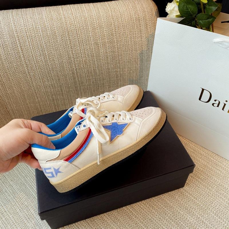 

Retro leather little white shoes women s 2025 new versatile color matching casual sports shoes flat lace-up Forrest Gump shoes board shoes 40 синій