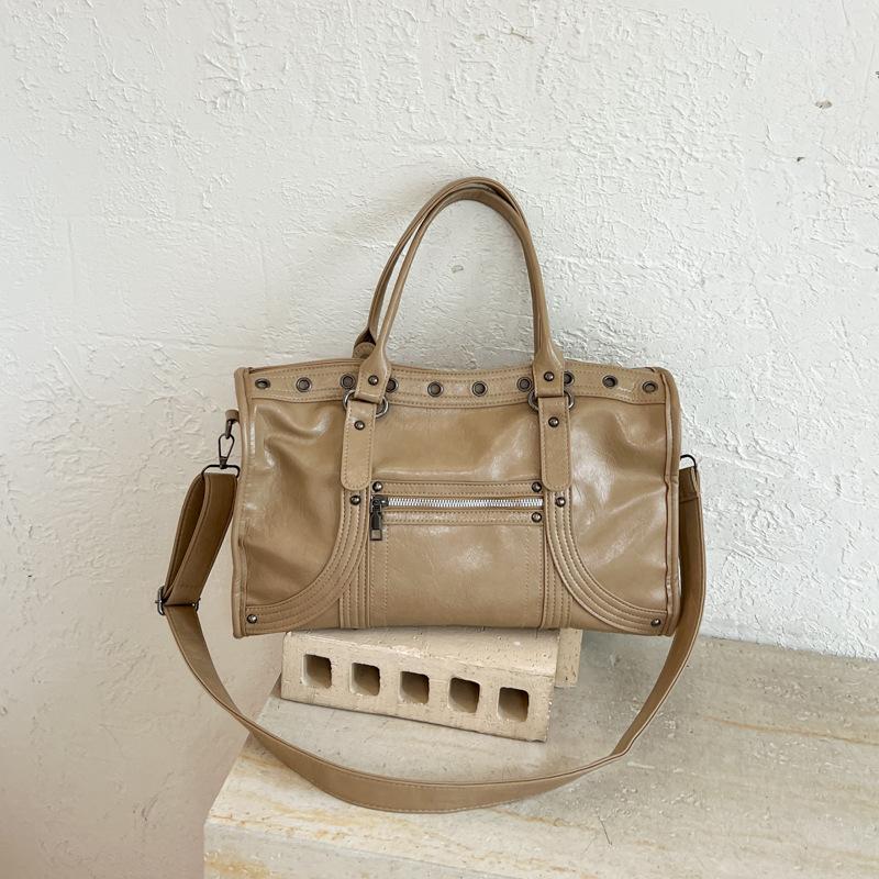 Großes Fassungsvermögen Spicy Girl Motorrad-Stil Reise Pendler Umhängetasche mit Crossbody-Riemen