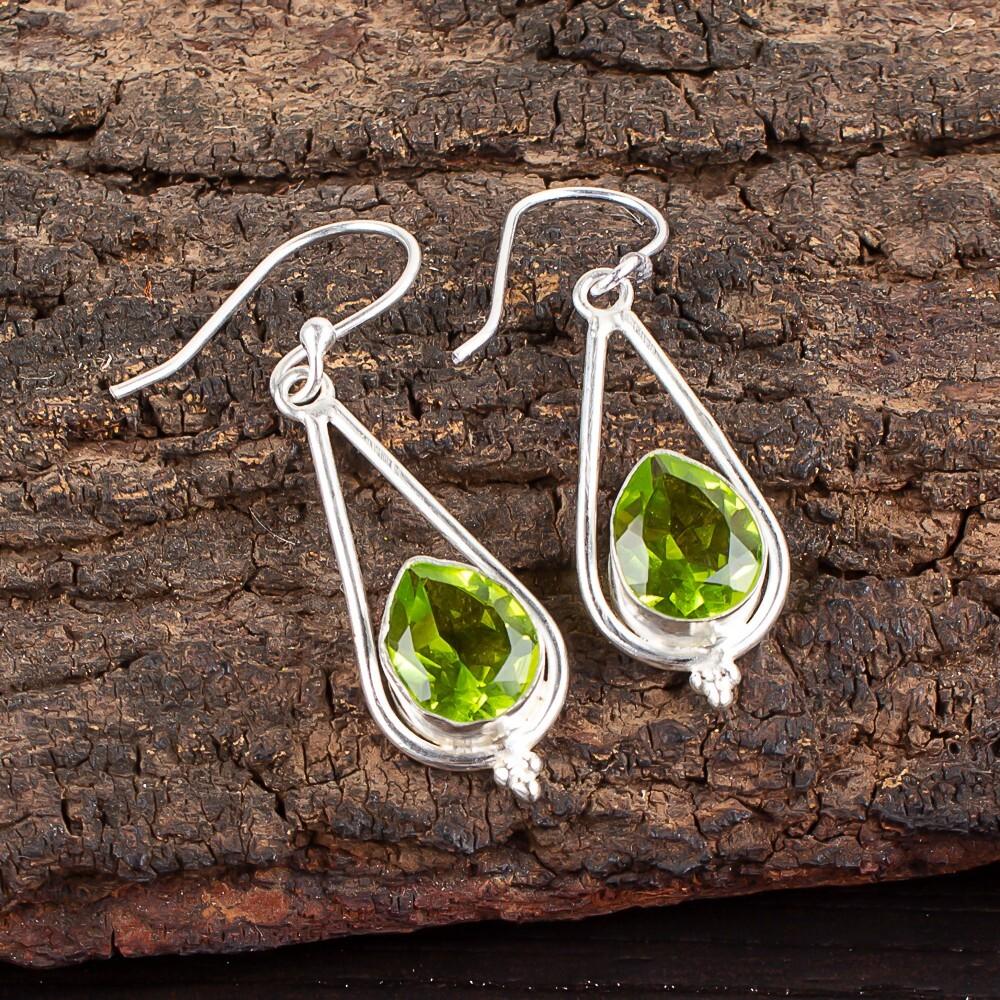 

Натуральный Перидот Драгоценный Камень 925 Стерлинговое Серебро Ювелирные Изделия Подвески/Серьги-Подвески 1.50 EE-14-7