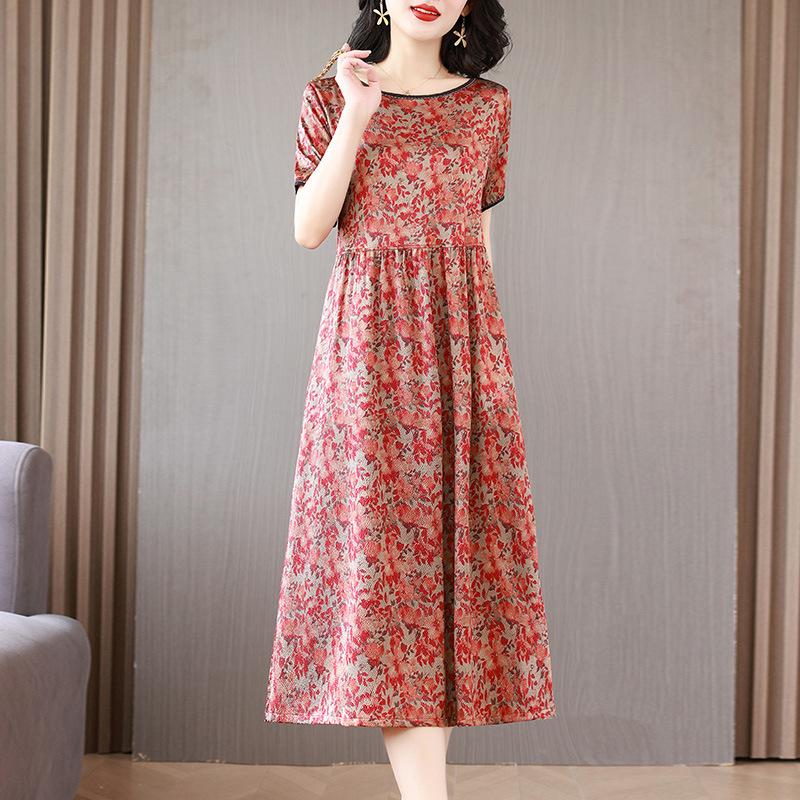 Summer 2026 Retro Print Plus Size Dress for Women: Stylish and Slimming Mother's Outfit